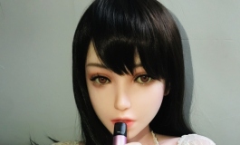 俏皮的9號妹子