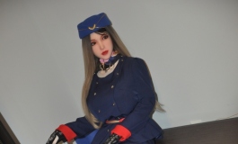 我的空姐女友回家了