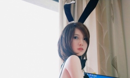 馒头-馒头的兔女郎妆