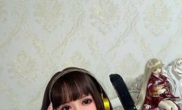 叁卉（姿婼晒娃）