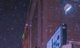 朋友们，纯啪，预算不高，听说金三啪感很好，各位大佬给个建议呗