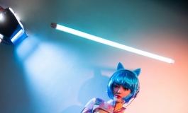 电子精灵——诗诗