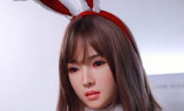 我渴望能见你一面， 但请你记得， 我不会开口要求要见你... ...