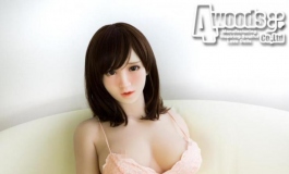 4woods日本娃娃A.I.doll Fetish - ナナ セクシーメイク