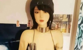 娃友自编自导小故事，阿杰一个人在房间里~