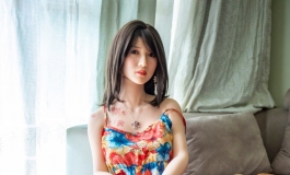 娜娜，我带你穿越过去