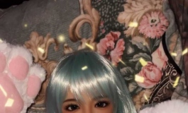 黑皮萌萌～哈哈哈只需一个荧光色假发，白皮秒变黑皮。