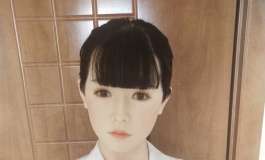 清纯可爱的春水堂小秘书来了