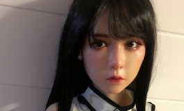 暑假来了，小黛同学经常来玩
