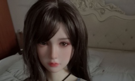 家里有个乖乖女