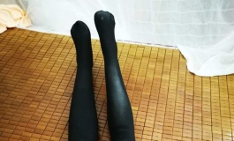 早上起来第一件事先给我的小仙女梳妆打扮