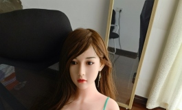 “我的很大，你克制一下”绿色吊带连衣裙少女的夏日告白