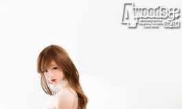 4woods日本娃娃"性感妆容"エル,体型Fetish