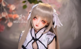 【魔族人形】爱角色扮演的女友天天露出白嫩娇躯勾引我