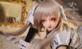 【魔族人形】爱角色扮演的女友天天露出白嫩娇躯勾引我