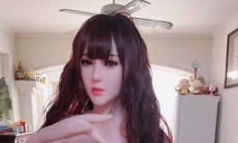 人造人紀香 10號身（站起來了）