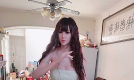 人造人紀香 10號身（站起來了）