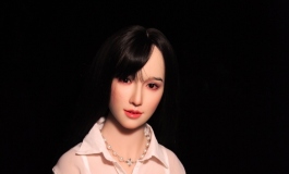巨ru+网袜：新来的女秘书，为了上班乖乖把H杯约束了起来