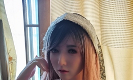 今天的米悠是修女