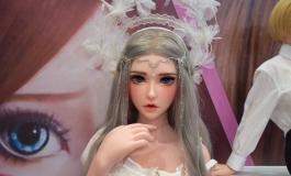 爱莎贝儿- CHINA JOY展会摄影师的返图大合集
