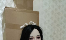 晒小美女