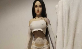 新衣服到了，蛇姬小倩