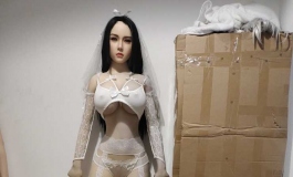 新娘装小倩，夜夜做新郎