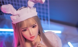 这...也算是护士装吧~