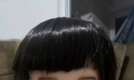 求问这个小Q为什么皮肤这么白？是褪色了吗?
