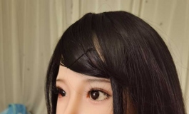 叁卉小优打扮着装，明制交领长衫汉服