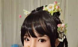 叁卉小优着装打扮汉服襦裙