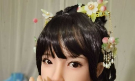 叁卉小优着装打扮汉服襦裙