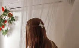 奶油色雪奈