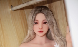 #第三届摄影大赛#【实体娃娃】妹妹怎么躲起来了？