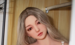 #第三届摄影大赛#【实体娃娃】妹妹怎么躲起来了？