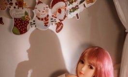 平安夜来了，你需要一只骚粉的毛兔子作伴！
