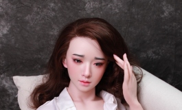 深夜  白衬衫 长沙发 独自一人 大白腿 ε＝ε＝ε＝(#>д<)ﾉ