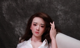 深夜  白衬衫 长沙发 独自一人 大白腿 ε＝ε＝ε＝(#>д<)ﾉ