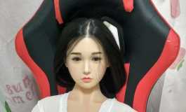 这件衣服六月份买来的，一直没空试穿，今天终于安排上了