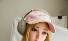 #第三届摄影大赛#【实体娃娃】听上一曲，春来了