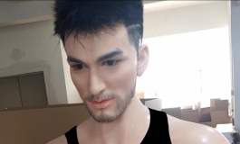新入的180纯硅胶男娃，大家觉得怎么样？