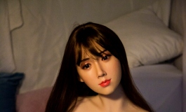 嫁为他人妇，送走前补拍几张图留作纪念