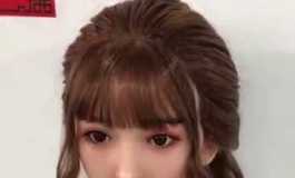 两个妆，你们觉得哪个更好看一些啊？很纠结，不知道选哪个好