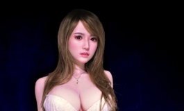 来自米悠的内衣秀