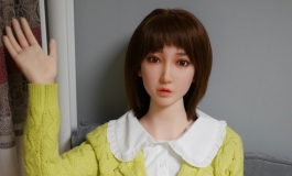 楠妈今天不上班，在家带女儿