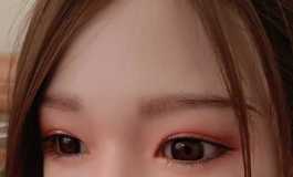 老公去上班，没人陪的芷若不开心。