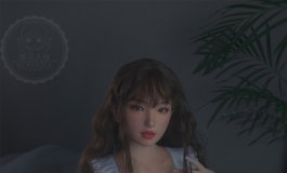辣妹配黑丝，性感不过时