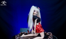 【魔族人形】面对小恶魔浓浓的兴趣，心跳亦或是心悸？