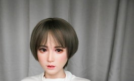 米悠休闲盘腿坐