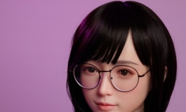 米悠微笑的问候